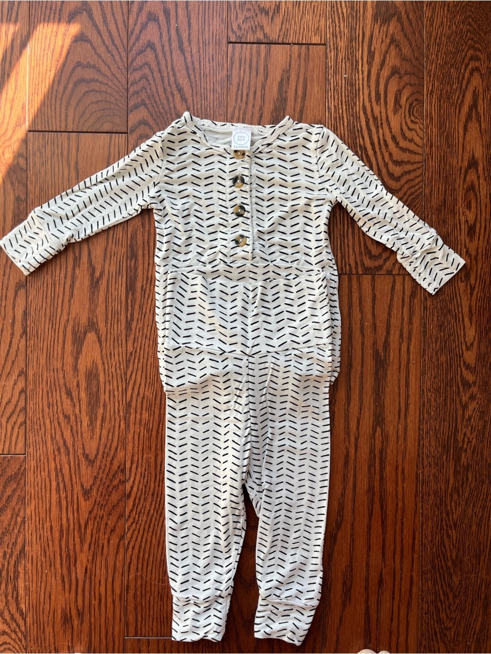 Lou Lou White and Black Patterned Pajama Set